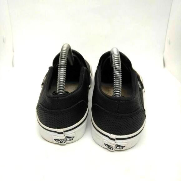 Vans Off The Wall Black Leather Perforated Slip On Shoes Womens Size 8.5 Black‎ - Picture 4 of 9
